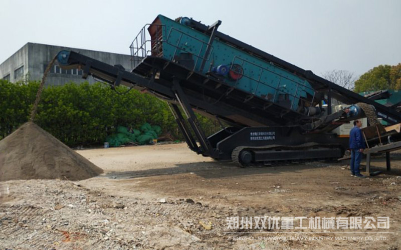 履帶式建筑垃圾粉碎機(jī)多少錢(qián)一臺(tái)